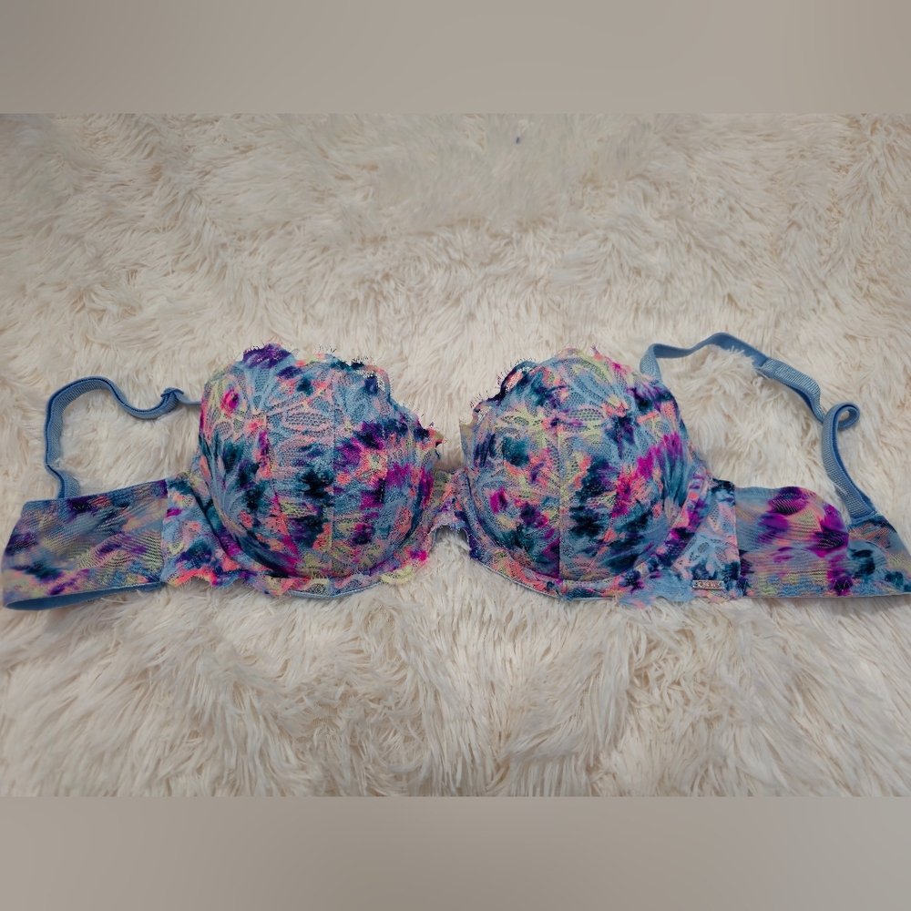 PINK VS Colorful Lace Underwire Bra